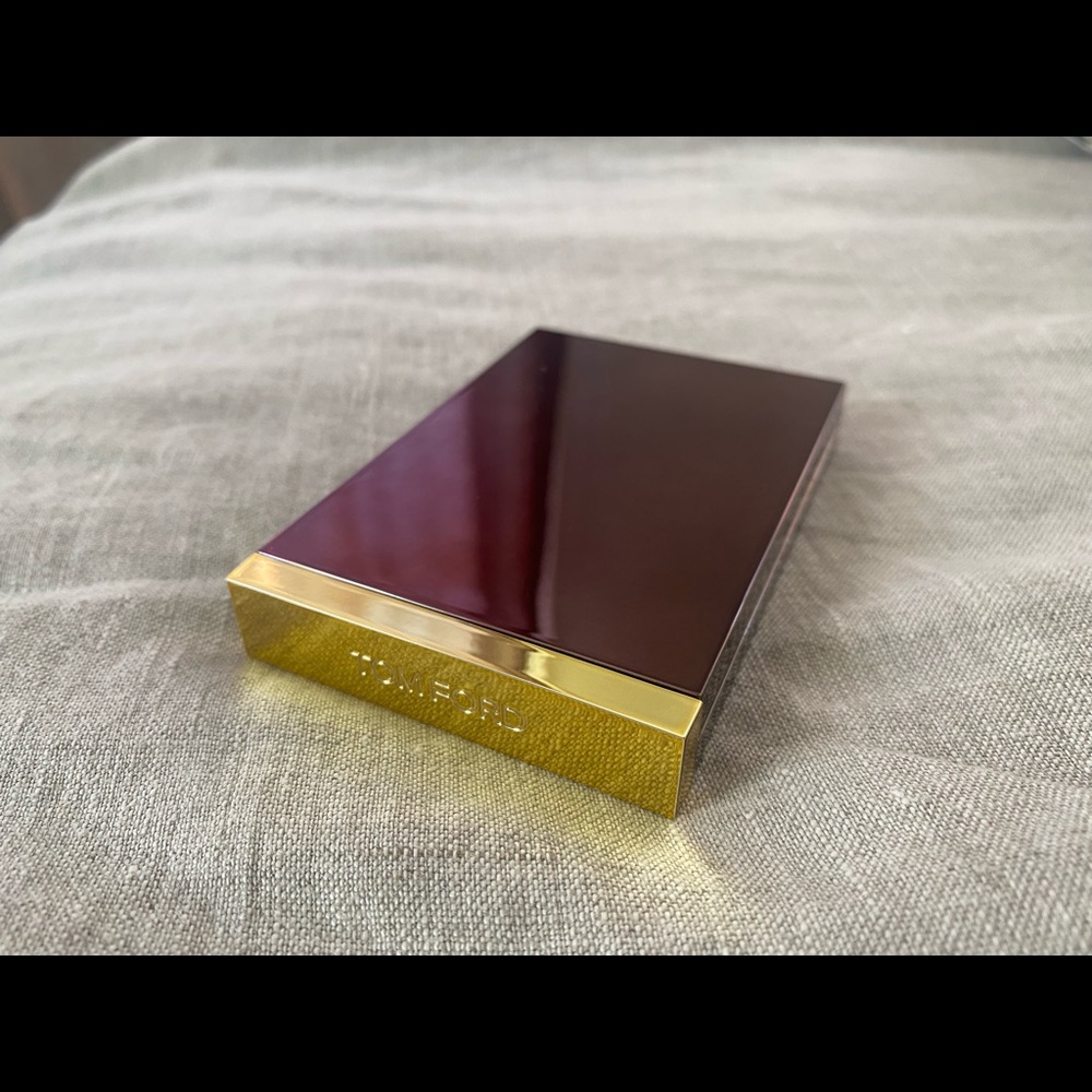Authentic TOM FORD Eye Shadow Quad GOLDEN MINK.